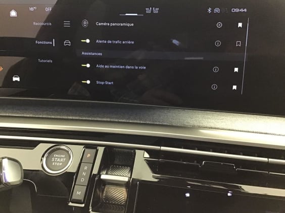 Peugeot 3008 Hybrid 145 e-DCS6 GT Exclusive Gris Titane