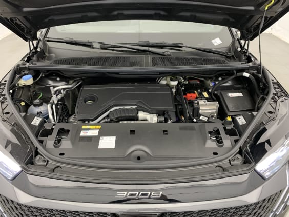 Peugeot 3008 Hybrid 145 e-DCS6 GT Gris Titane / Toit Noir
