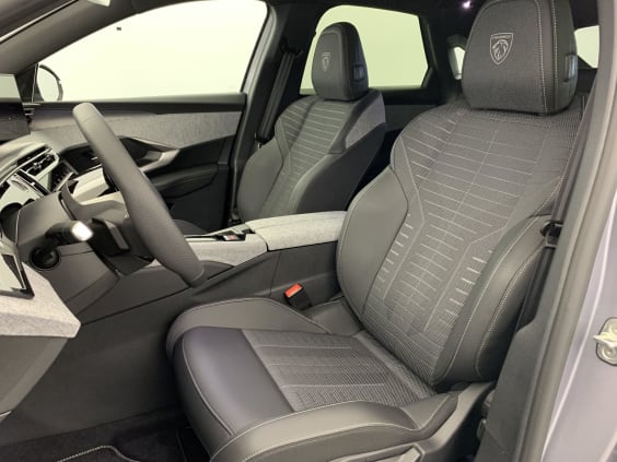 Peugeot 3008 Hybrid 145 e-DCS6 GT Gris Artense / Toit Noir