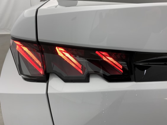 Peugeot 3008 Hybrid 145 e-DCS6 GT Blanc Okenite / Toit Noir