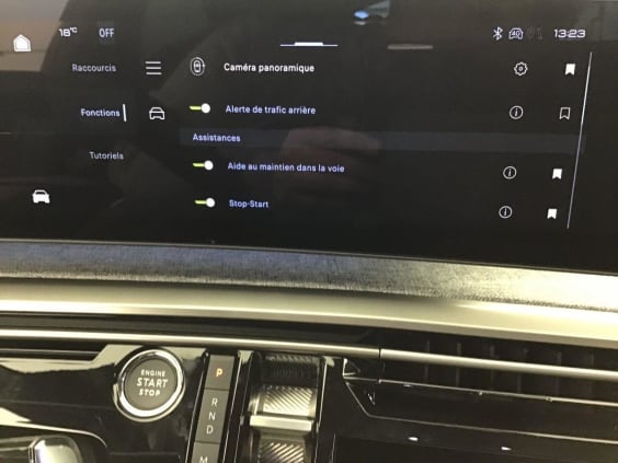 Peugeot 3008 HYBRID 145 ALLURE Noir Perla