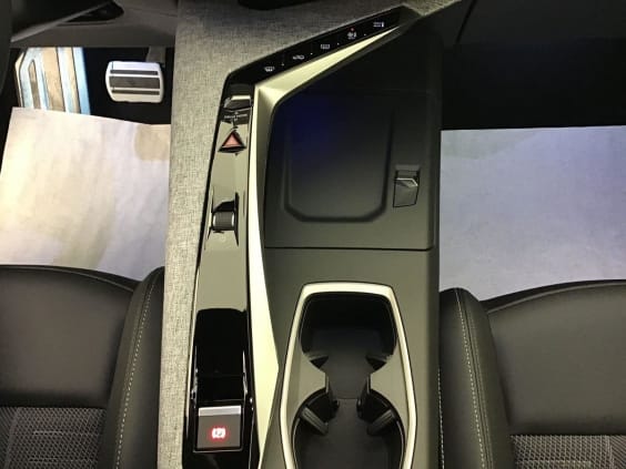 Peugeot 3008 Phase 4 Gt 1.2 HYBRID 145 Gris Titane