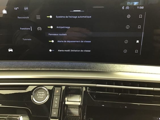 Peugeot 3008 Phase 4 Allure 1.2 HYBRID 145 Bleu Obsession