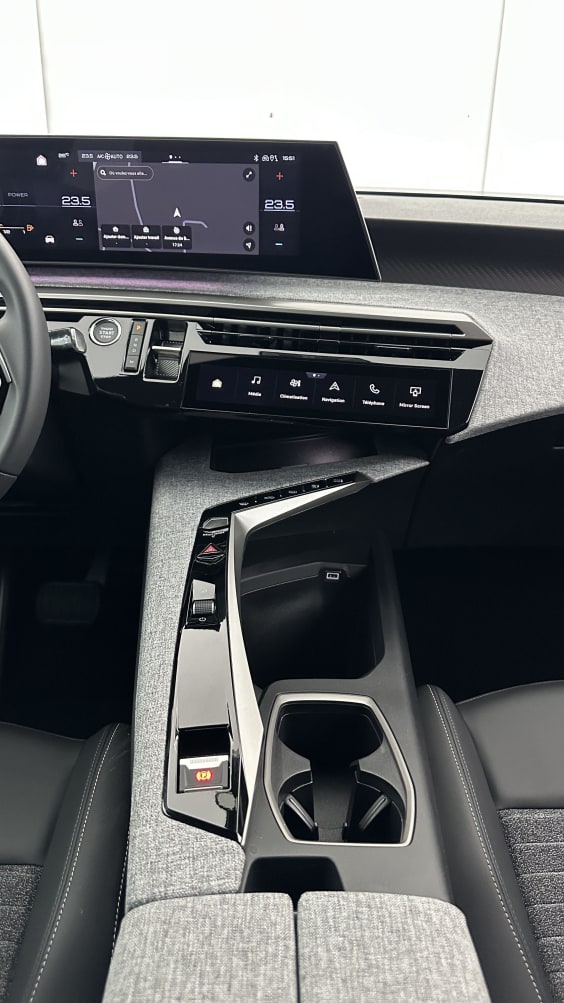 Peugeot 3008 3008  III 1.2 Hybrid 145ch Allure e-DCS6 gris artense