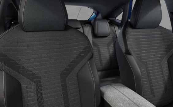 Peugeot 3008 HYBRID 145 ALLURE Gris