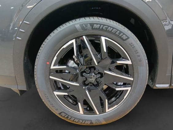 Peugeot 3008 Hybrid 136 e-DCS6 GT Gris Titane