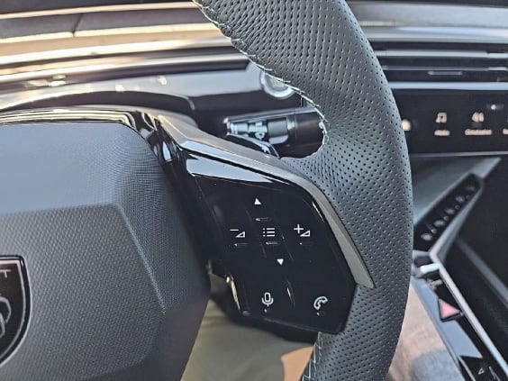 Peugeot 3008 1.2 hybrid 145 gt e-dcs6 Noir