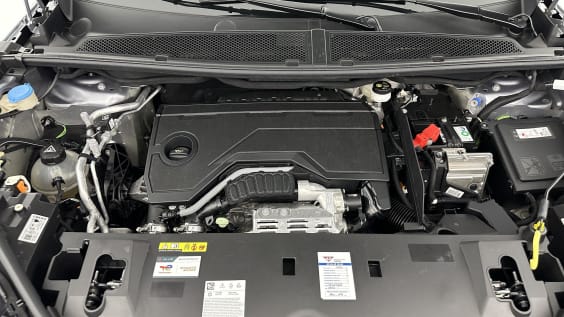 Peugeot 3008 3008  III 1.2 Hybrid 145ch Allure e-DCS6 gris artense