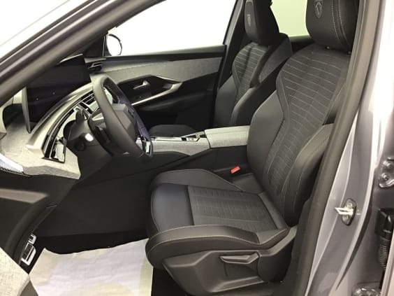Peugeot 3008 Phase 4 Gt 1.2 HYBRID 145 gris artense