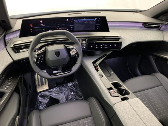 Peugeot 3008 Hybrid 145 e-DCS6 GT Blanc Okenite / Toit Noir