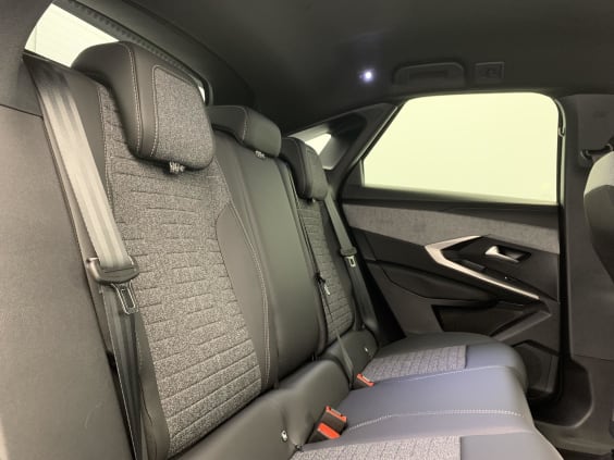 Peugeot 3008 Hybrid 145 e-DCS6 Allure Noir Perla Nera