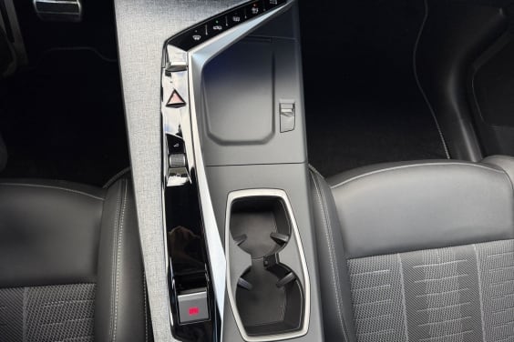 Peugeot 3008 1.2 hybrid 145 gt e-dcs6 Gris Titane - Toit Noir