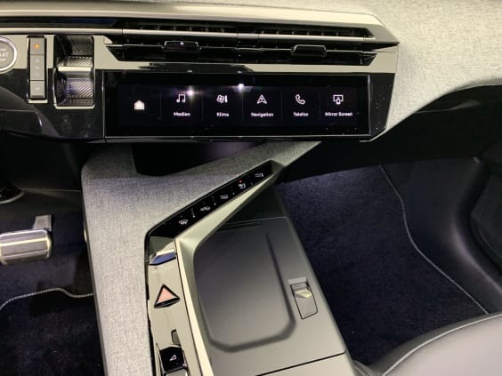 Peugeot 3008 Hybrid 145 e-DCS6 GT Gris Artense / Toit Noir