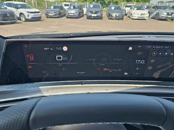 Peugeot 3008 1.2 hybrid 145 gt e-dcs6 Noir