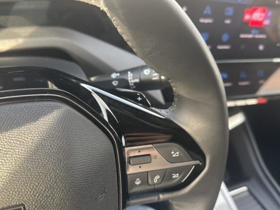 Peugeot 308 1.2 130 allure eat8 Gris Sellenium