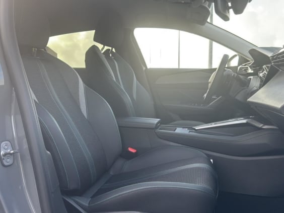 Peugeot 308 1.2 130 allure eat8 Gris Sellenium