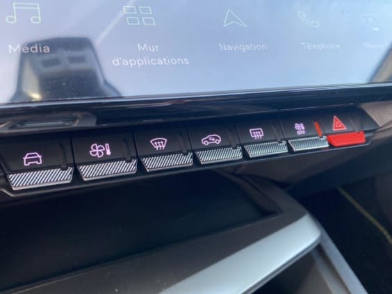 Peugeot 308 308 HYBRID 145CH E-DCS6 GT Blanc Okenite Metal