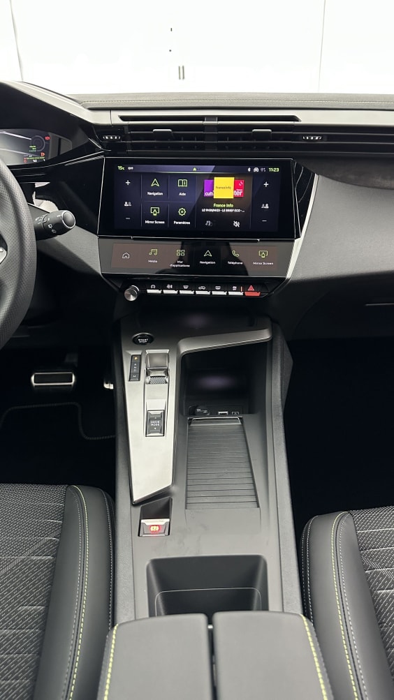 Peugeot 308 Hybrid 145 e-DCS6 GT Blanc Okenite