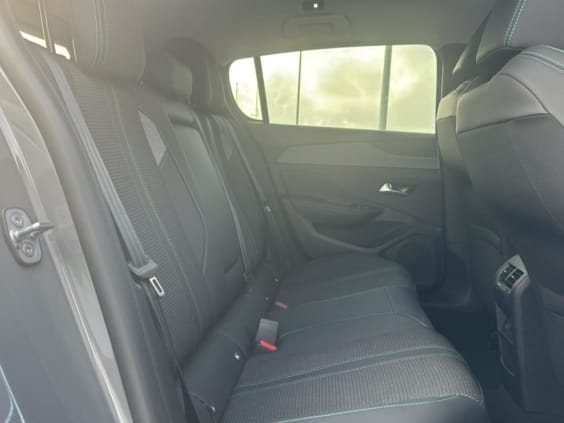 Peugeot 308 1.2 130 allure eat8 Gris Sellenium