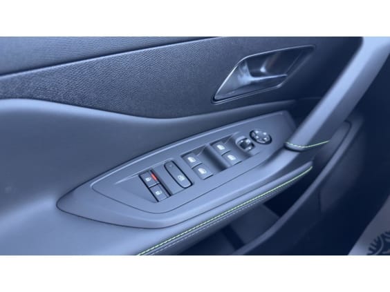 Peugeot 308 PHASE 2 HYBRID 145 DCS6 GT Bleu Lagoa