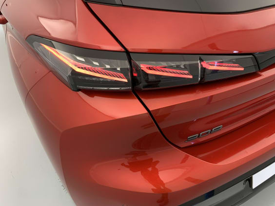 Peugeot 308 NOUVELLE BLUEHDI 130CH S&S EAT8 ALLURE Rouge Elixir