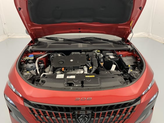 Peugeot 308 NOUVELLE BLUEHDI 130CH S&S EAT8 ALLURE Rouge Elixir