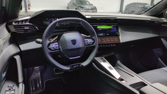 Peugeot 308 NOUVELLE 308 Hybrid 145 e-DCS6 GT Blanc Okenite