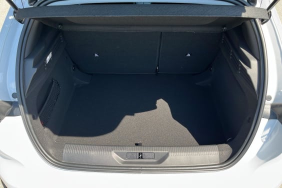 Peugeot 308 NOUVELLE BLUEHDI 130CH S&S EAT8 ALLURE Blanc Okenite