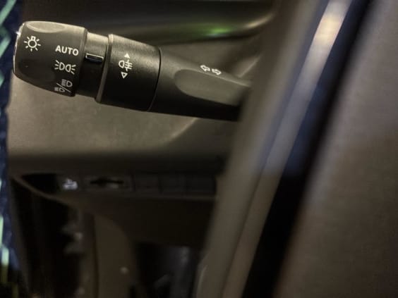 Peugeot 408 Hybrid 145 gt e-dcs6 Gris Sellenium E