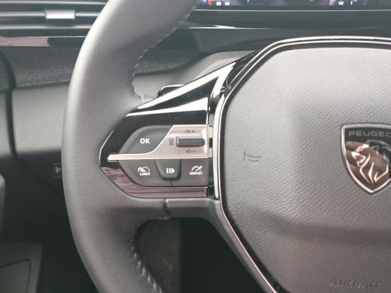 Peugeot 408 Hybrid 145 allure e-dcs6 Gris Sellenium E