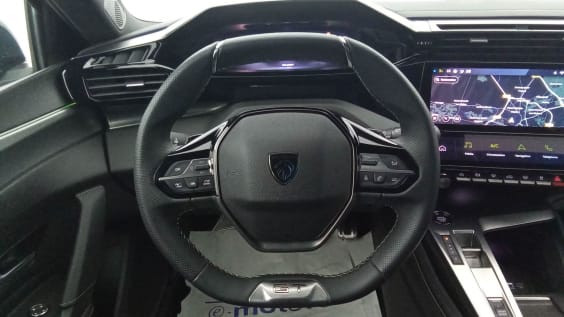 Peugeot 408 PHEV 225 e-EAT8 GT Blanc Okénite