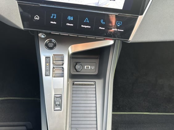 Peugeot 408 Hybrid 145 gt e-dcs6 Gris Sellenium E