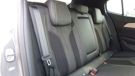 Peugeot 408 PureTech 130 ch S&S EAT8 GT Gris Selenium