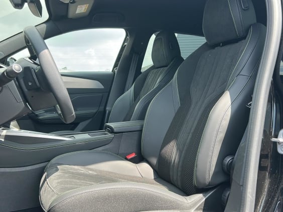 Peugeot 408 Hybrid 145 gt e-dcs6 Noir