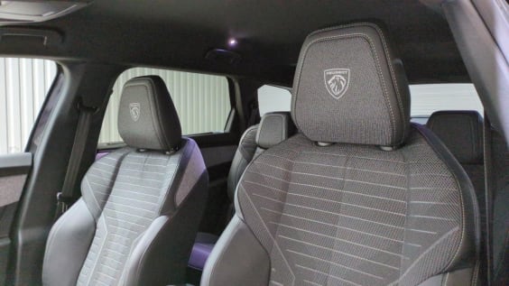 Peugeot 5008 HYBRID 145CH E-DCS6 GT Gris Titane / Toit Noir