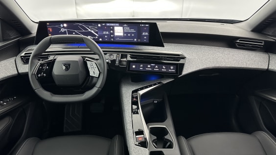 Peugeot 5008 5008 III 1.2 Hybrid 145ch Allure e-DCS6 Noir Perla Nera