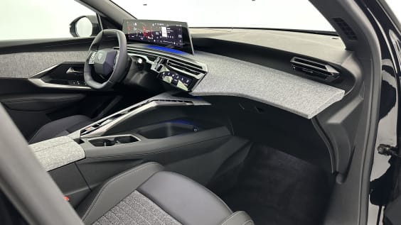 Peugeot 5008 5008 III 1.2 Hybrid 145ch Allure e-DCS6 Noir Perla Nera