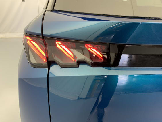 Peugeot 5008 Hybrid 145 e-DCS6 GT Bleu Obsession / Toit Noir
