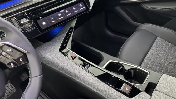 Peugeot 5008 5008 III 1.2 Hybrid 145ch Allure e-DCS6 Noir Perla Nera