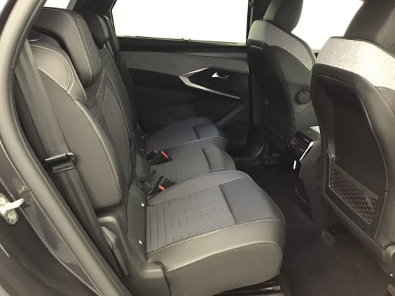 Peugeot 5008 Gt 1.2 HYBRID 145 Gris Titane