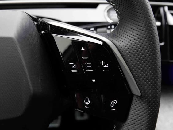Peugeot 5008 Hybrid 145 e-DCS6 GT Blanc