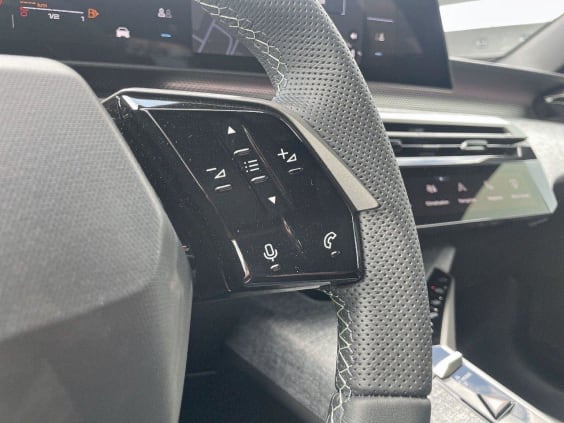 Peugeot 5008 HYBRID 145CH E-DCS6 GT Noir Perle Metal