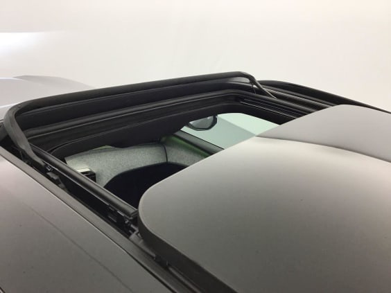 Peugeot 5008 Hybrid 145 e-DCS6 GT gris artense