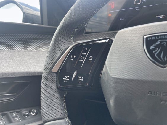 Peugeot 5008 HYBRID 145CH E-DCS6 GT Noir Perle Metal