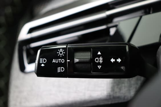Peugeot 5008 GT Hybrid 145 hp e-DSC6 Grey