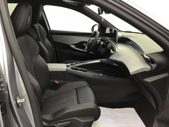 Peugeot 5008 HYBRID 145 GT gris artense