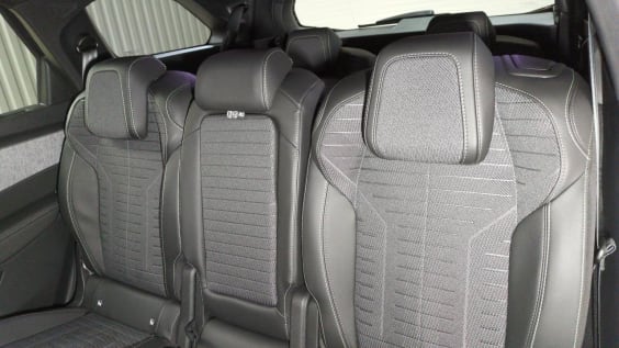 Peugeot 5008 HYBRID 145CH E-DCS6 GT Gris Titane / Toit Noir