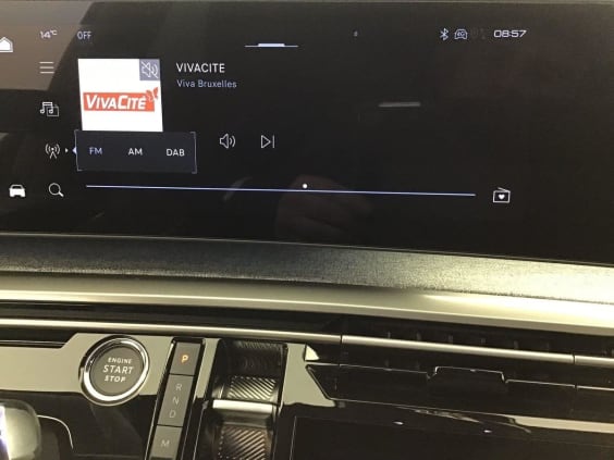 Peugeot 5008 Gt 1.2 HYBRID 145 Gris Titane