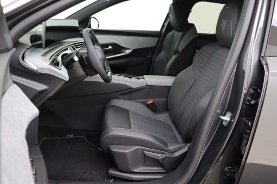 Peugeot 5008 GT Hybrid 145 hp e-DSC6 Grey