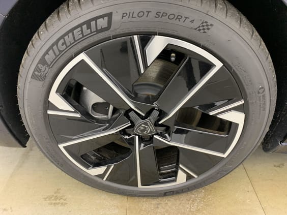 Peugeot 508 SW Hybrid 180 e-EAT8 Allure Bleu Eclipse
